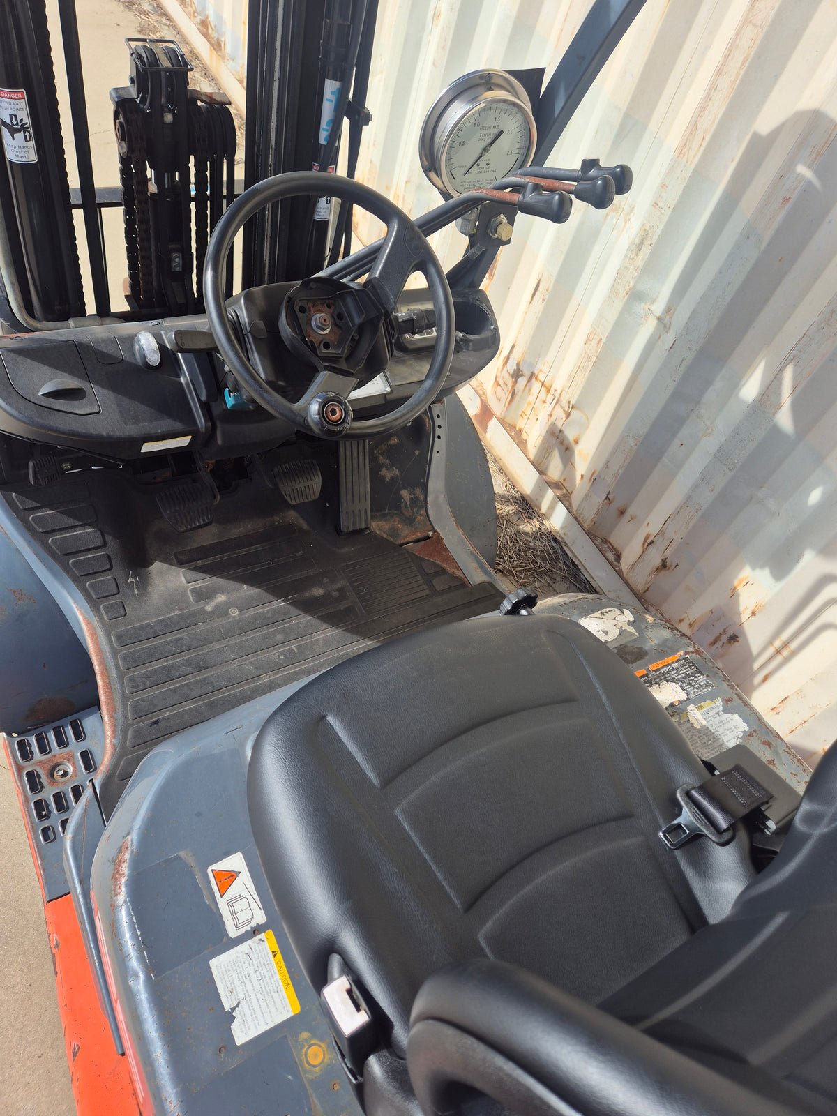 Toyota 8FG25 2.5T Forklift – Container Mast
